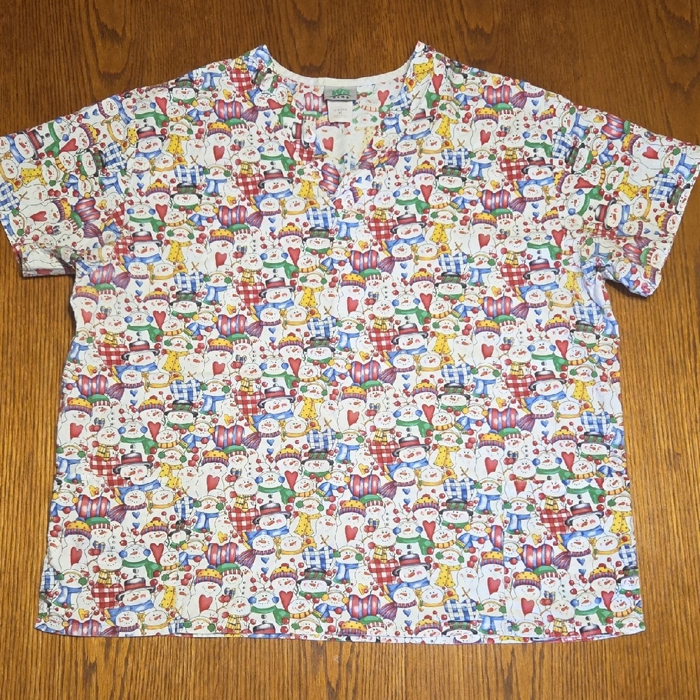 Scrub Top Snowmen, Hearts, Winter